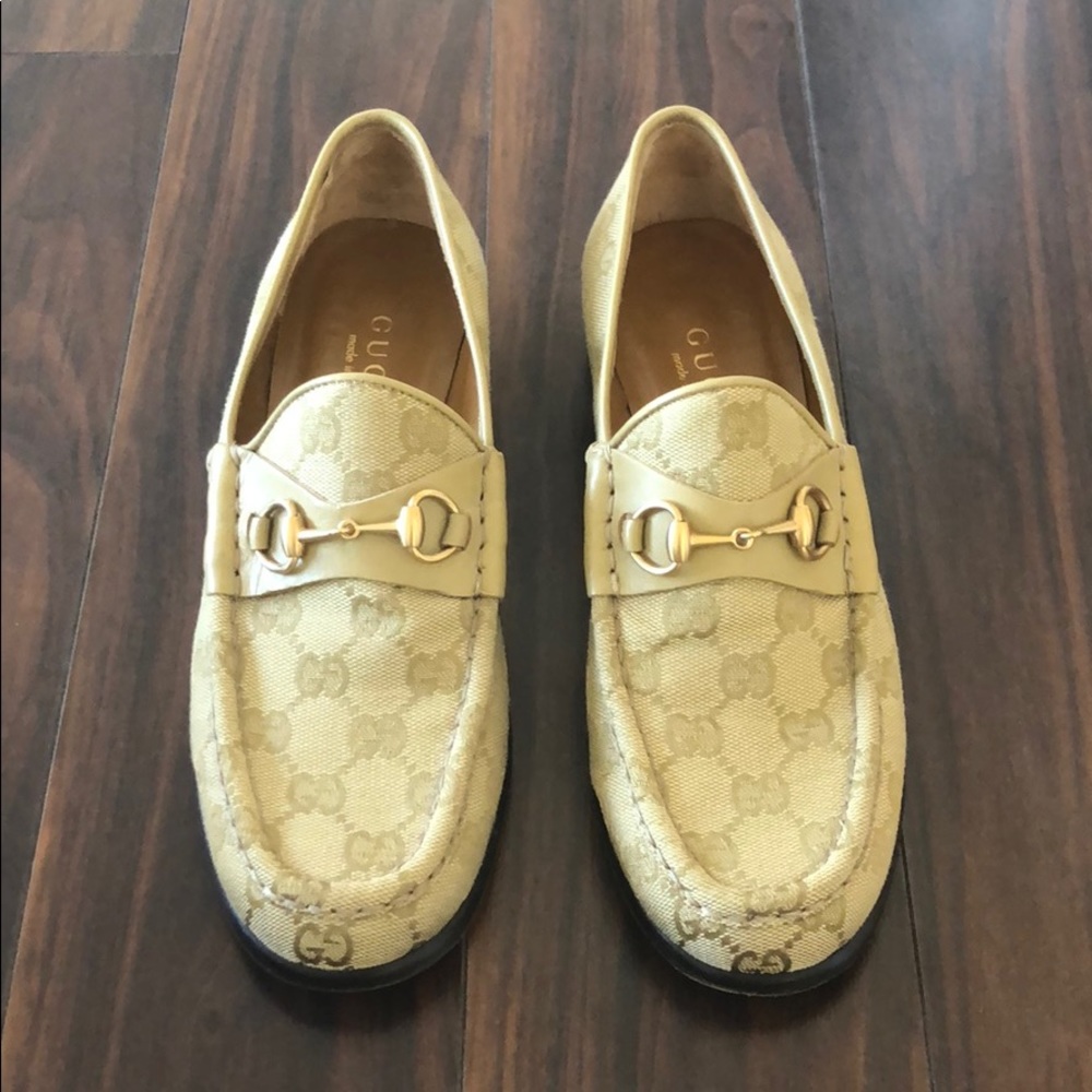 CLASSIC GUCCI LOAFERS